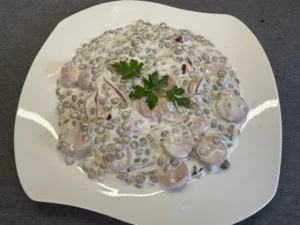 virslis lilahagymás majonézes lencsesaláta recept