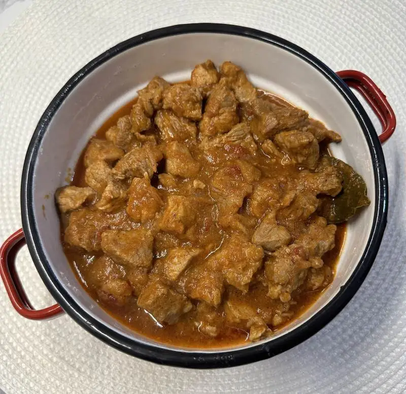 sertéspörkölt recept